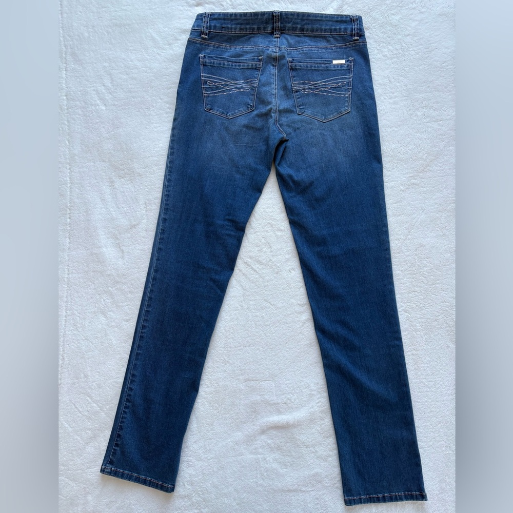 White House Black Market Embellished Jeans - Size 6 - Picture 7 of 15